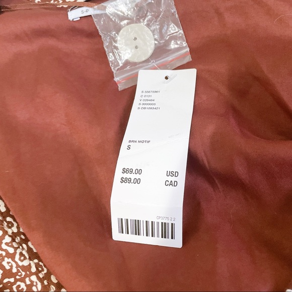 Urban Outfitters NWT floral wrap Romper - Picture 3 of 10